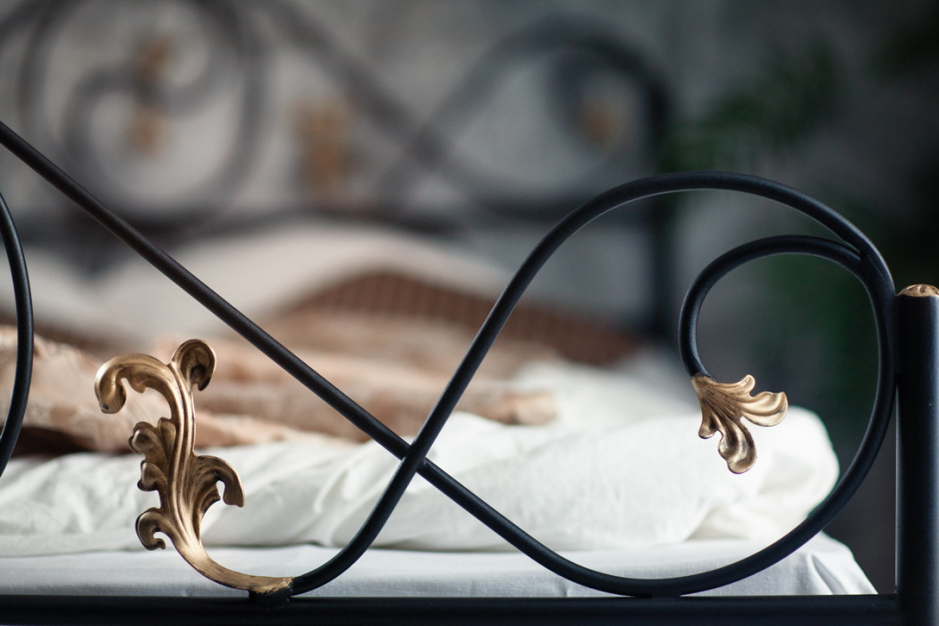 Кованые кровати, Кованая кровать Венеция 1.4 с двумя спинками