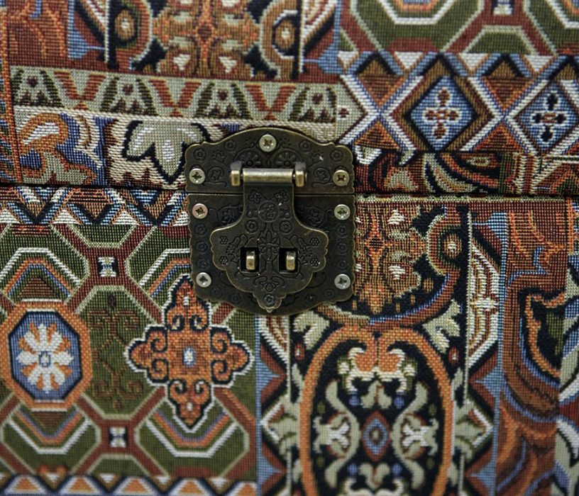 Банкетка в прихожую, Банкетка Восточный ковёр