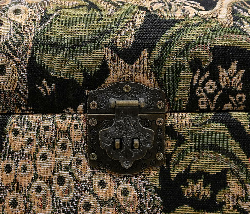 Банкетка в прихожую, Банкетка Павлин